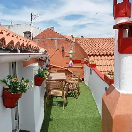 Pepona's House - Wifi, Smart Tv & Netflix דירה או גרובה
