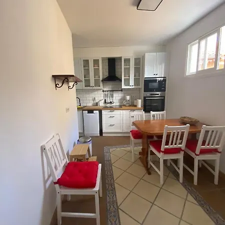Pepona's House - Wifi, Smart Tv & Netflix דירה *