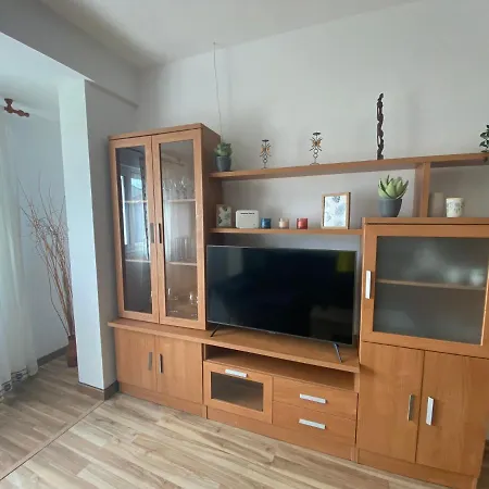 Pepona's House - Wifi, Smart Tv & Netflix דירה *